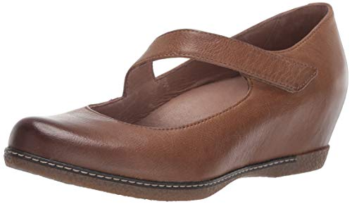Dansko Women's Lanie Shoe, Tan Burnished Nubuck