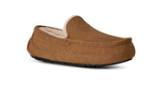 UGG Men's Ascot Slipper in Chestnut — three-quarter view