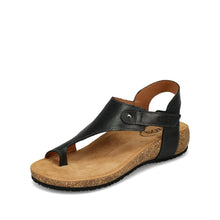 Taos Footwear Women's Fame Sandal in Black