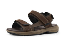 Clarks Men's Guideview Trek Sport Sandal, Beeswax Leather in Beeswa/m