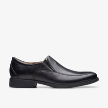 Clarks Men's Whiddon Step Slip-On in Black