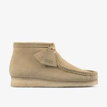 Clarks Unisex Wallabee Boot — Maple Suede in Maple