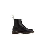 DM 1460 Black Wyoming side profile