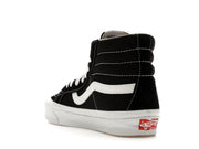 Vans Sk8-Hi suede black true white 3/4 view