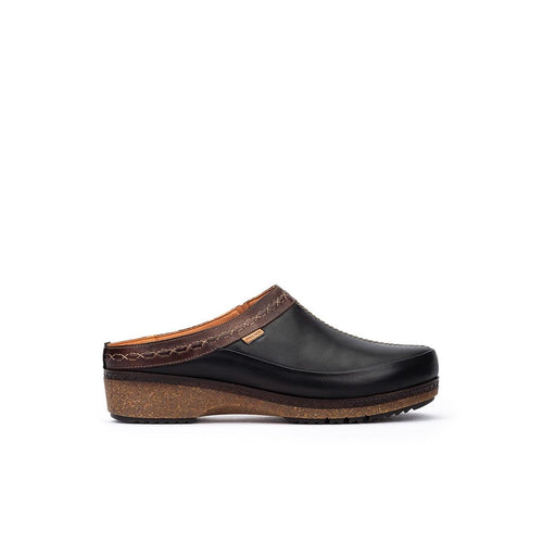 Pikolinos Women's Granada Clog — product photo