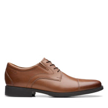 Clarks Men's Whiddon Cap Lace-Up in Dark tan